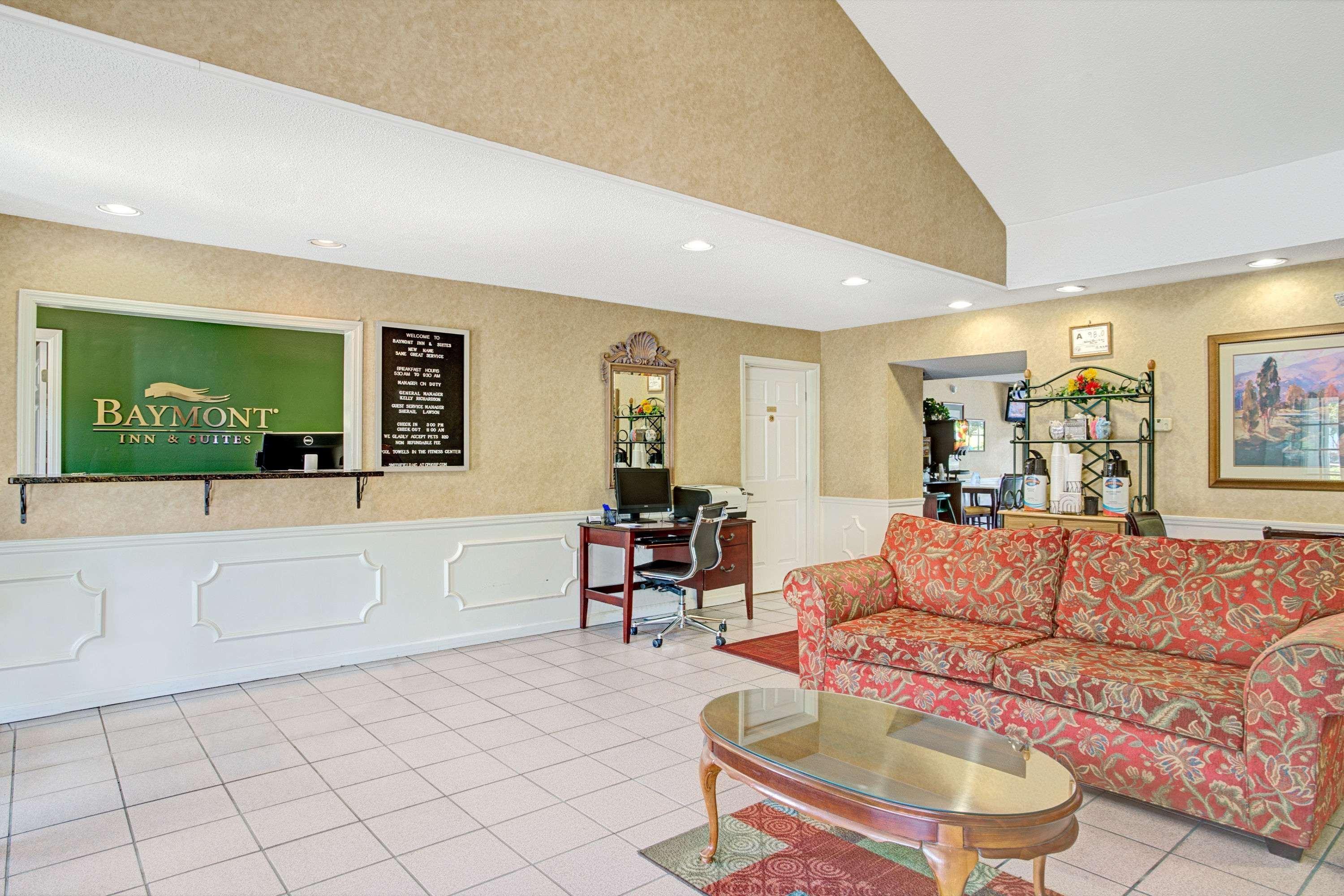 Hotel Baymont By Wyndham Smithfield Exterior foto